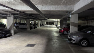  Parking / Garage à louer 14 m²