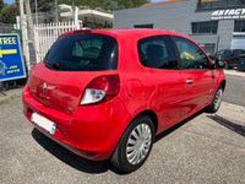 Clio III dCi 75 eco2 Dynamique TomTom Euro 5 2011 occasion 42700 Firminy