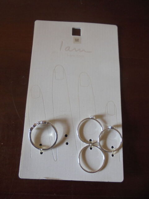 Lot de 4 bagues (28b) 4 Tours (37)