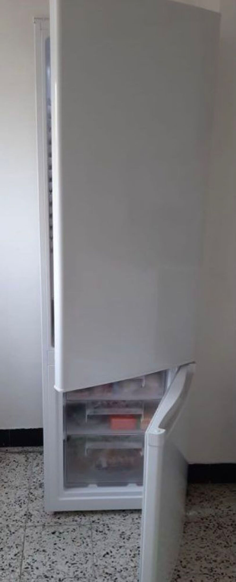 R&eacute;frig&eacute;rateur Electroménager