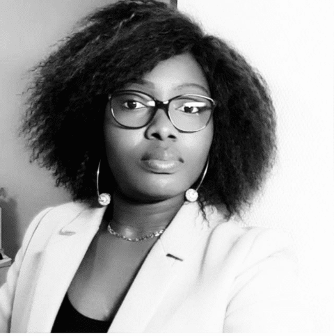 Auxiliaire de vie  0  (75000)