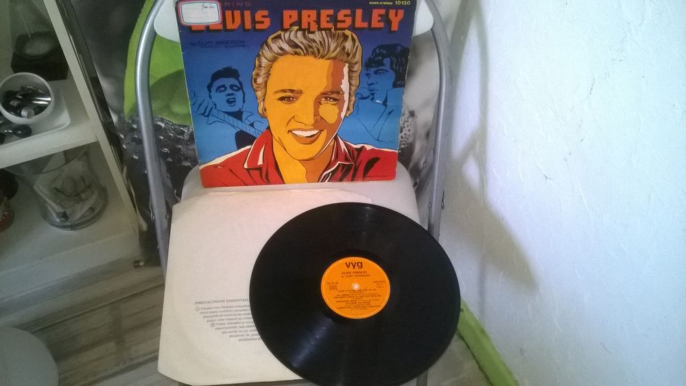 Vinyle Elvis Presley 
par Cliff Anderson
CD et vinyles