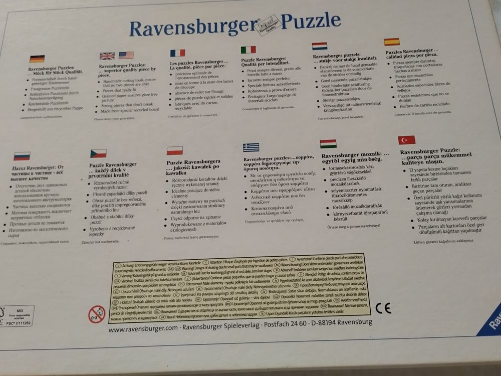 Ravensburger Puzzle Emoji 4 x 100 pi&egrave;ces Jeux / jouets