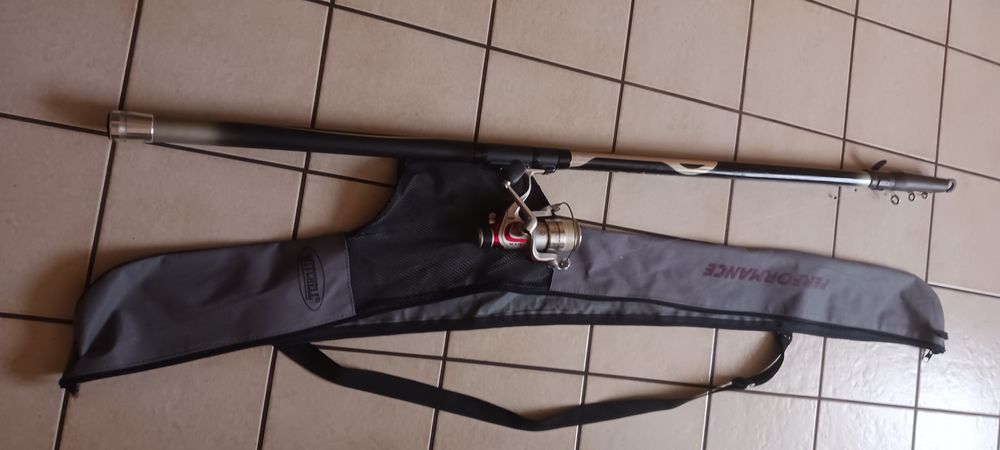 CANNE A PECHE EN FIBRE PERFORMANCE T - 500 ADJ. Sports