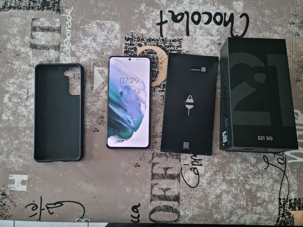 SAMSUNG GALAXY S21 5G - 256Go Téléphones et tablettes