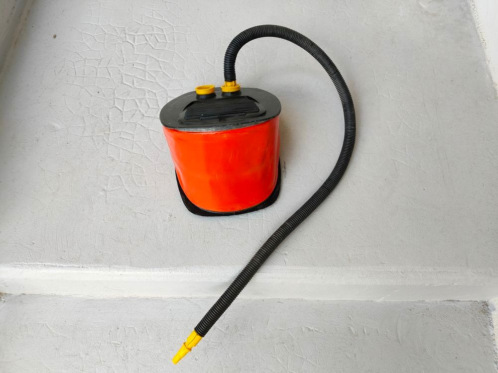 Pompe/Gonfleur &agrave; pied, grande capacit&eacute; 5L, bateau gonflable Sports