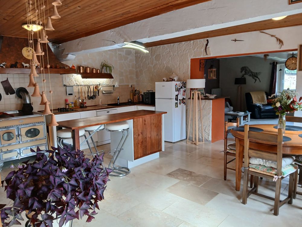 Vente Ferme Corps de ferme à saisir Chambost-longessaigne