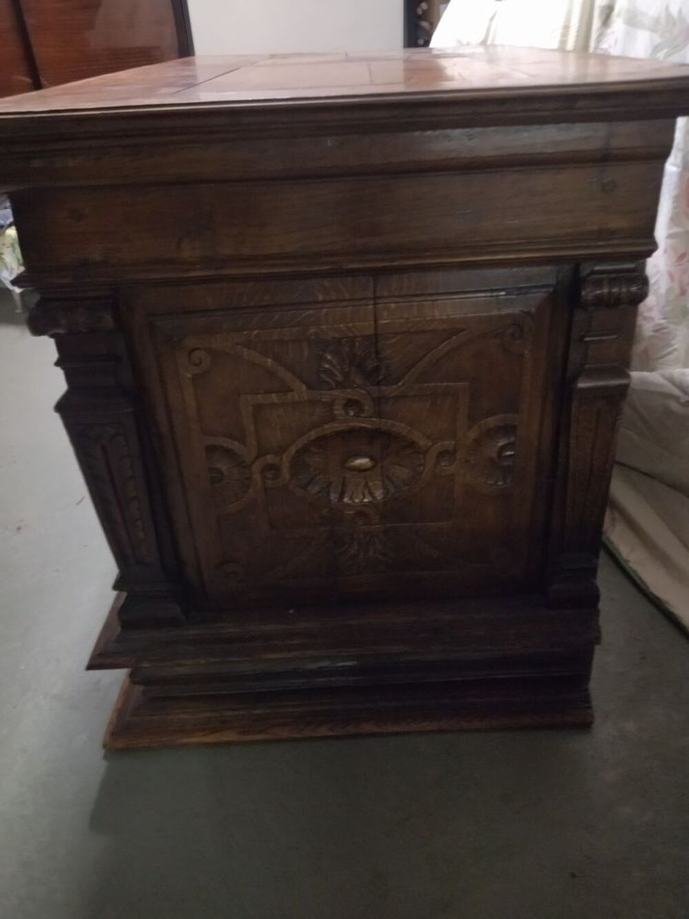 bureau de notaire Meubles