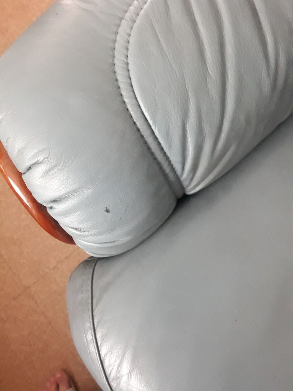 2 fauteuils en cuir Meubles