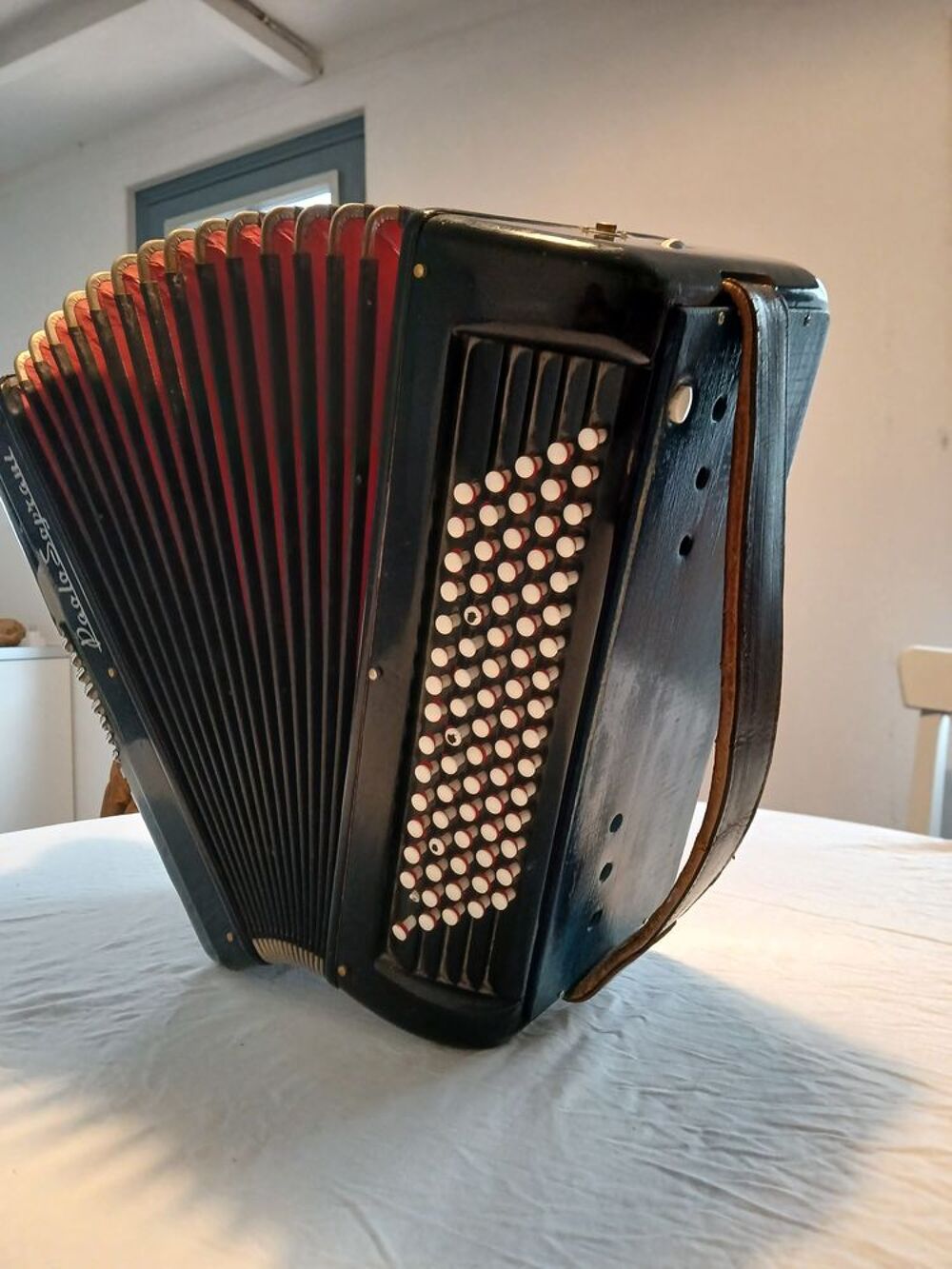 Accordeon , Paolo Soprani 60 Basse Instruments de musique
