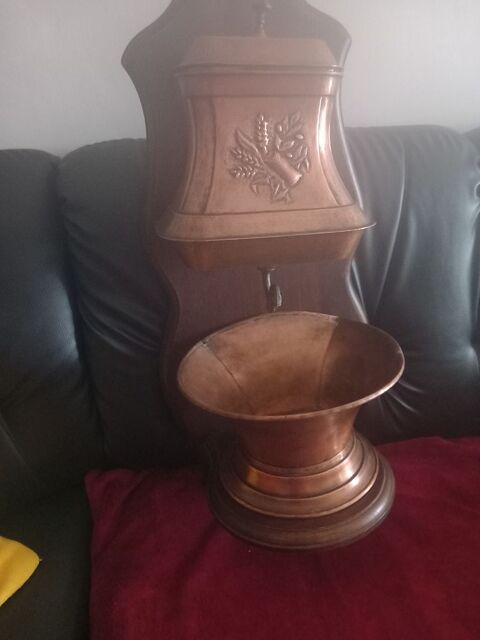 Fontaine d'intrieur 230 Pantin (93)