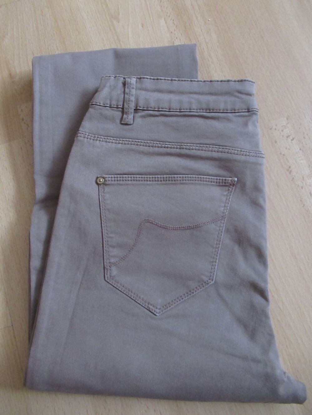 Pantalon marron clair - Cama&iuml;eu - Taille 38 Vêtements