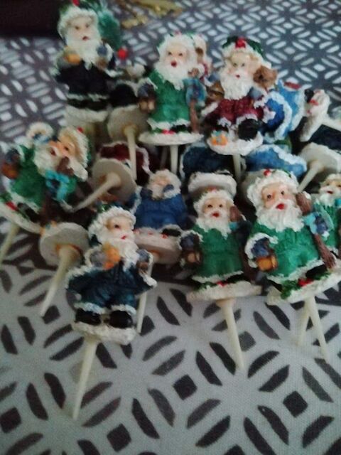 LOT DECOR DE BUCHES DE NOEL 20 Villeneuve-d'Ascq (59)