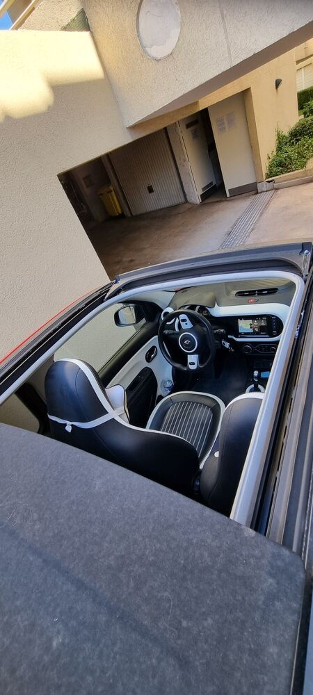 Twingo III E-Tech Techno 2022 occasion 83270 Saint-Cyr-sur-Mer