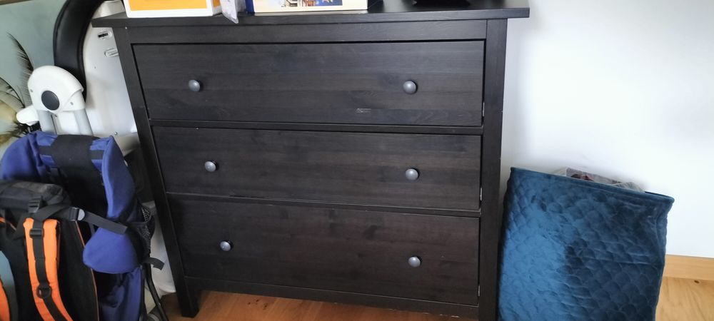 Lit 140/190+commode + table de nuit Meubles