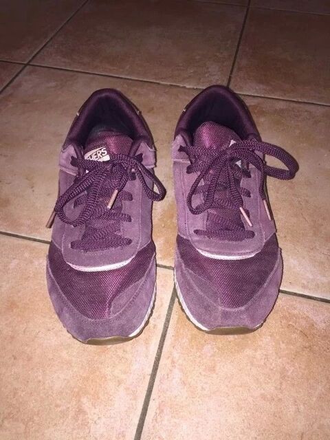 Basket sketchers P39 en tbe  27 euros 27 Laurat (32)