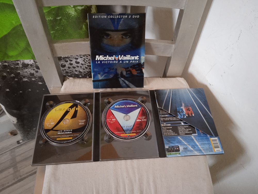 DVD Michel Vaillant
Coffret Collector
2004
Excellent etat DVD et blu-ray