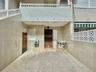  Maison  vendre 2 pices 70 m Torrevieja