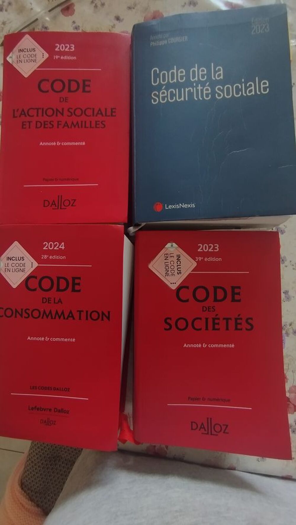 Droit du travail au Quotidien + code Dalloz 2023 ou 2024 Livres et BD