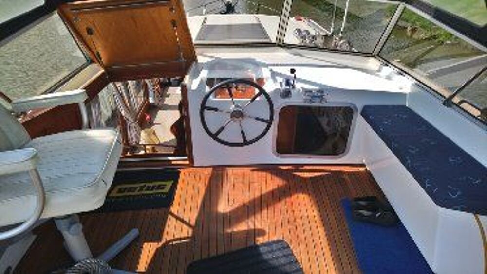 Vedette - Yacht - Offshore 1986 occasion 21250 Lech&acirc;telet