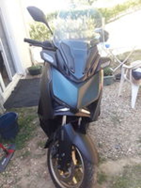 YAMAHA 2024 occasion 27550 Nassandres
