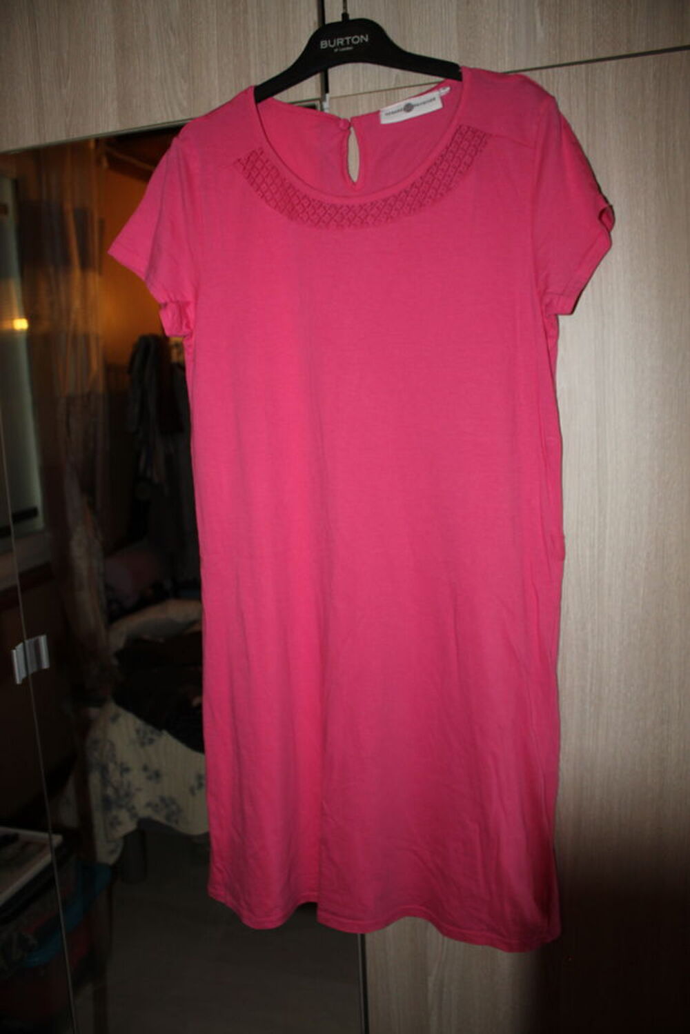 Robe d'&eacute;t&eacute; G&eacute;rard Pasquier rose fuschia taille L
Vêtements