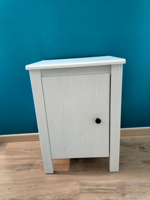 Table de chevet 10 Nantes (44)