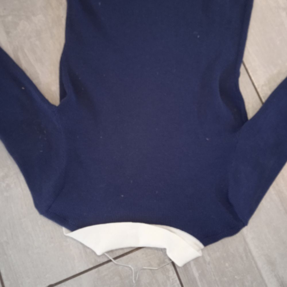 Robe longue marque shein taille L coloris marine et encolure Vêtements