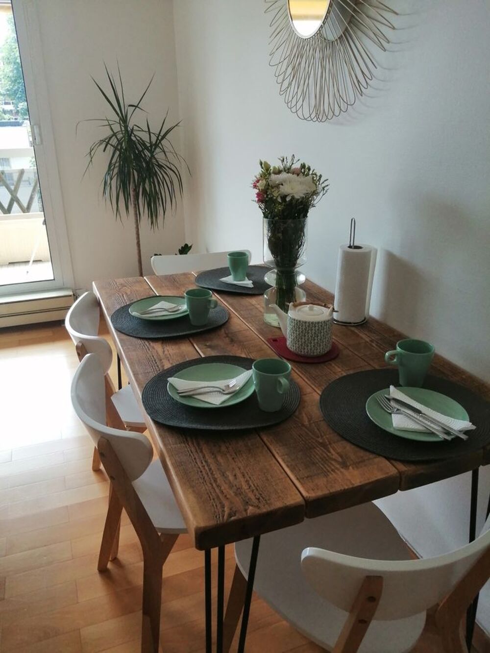 4 chaises pour la table de manger Meubles