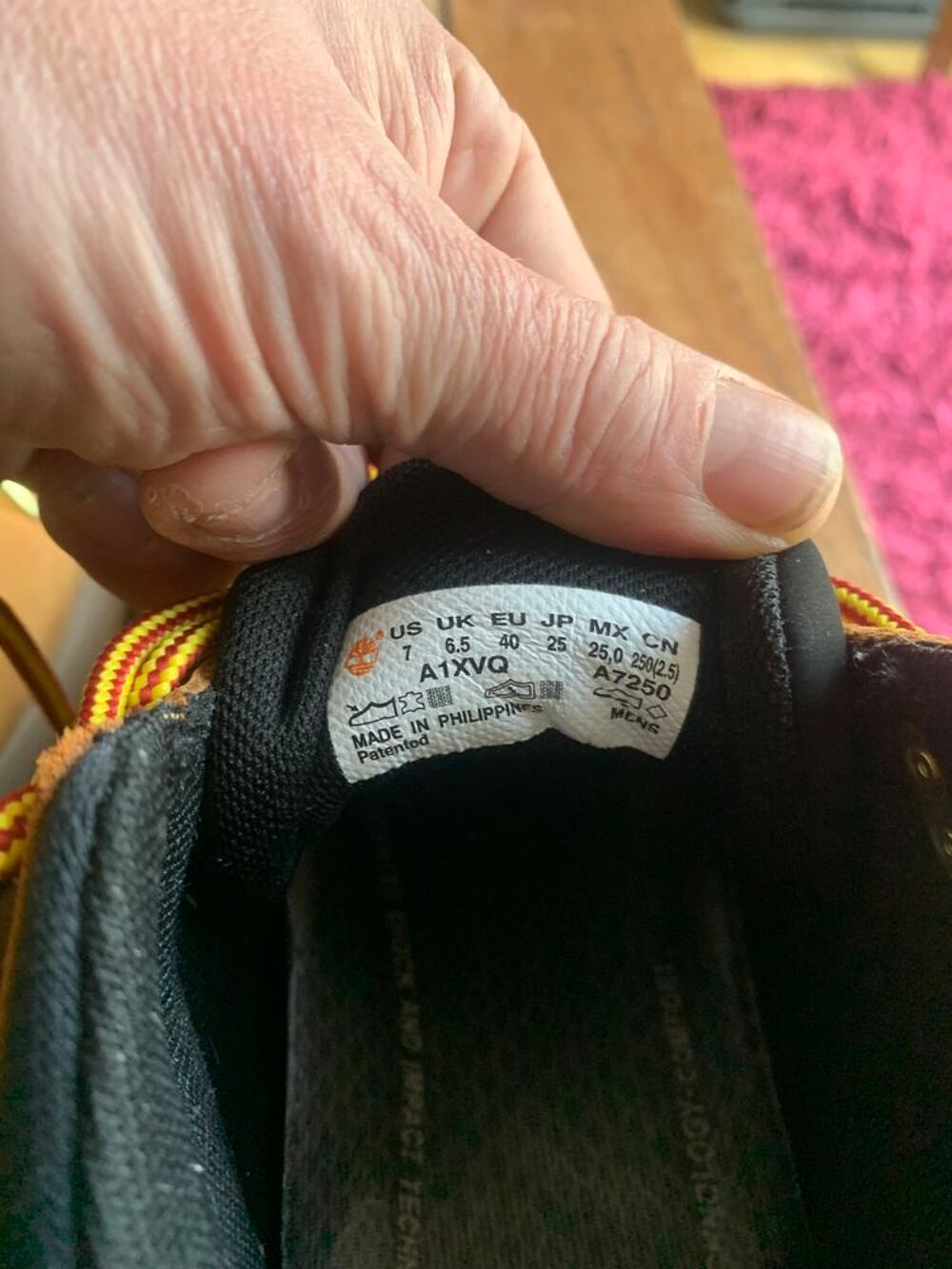 Timberland 40 tr&egrave;s peu port&eacute;es enl&egrave;vement sur place Chaussures