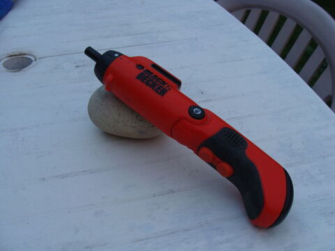 Perceuses dévisseuses sans fil Black & Decker
30 Melun (77)