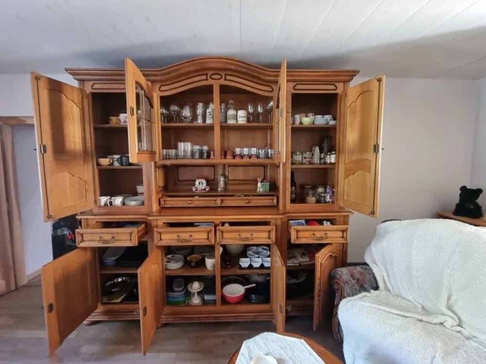 Buffet ch&ecirc;ne massif Meubles