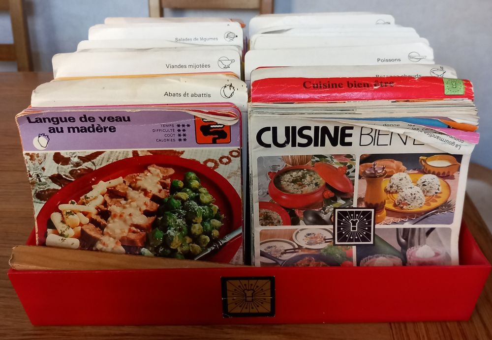 lot fiches de recettes Livres et BD