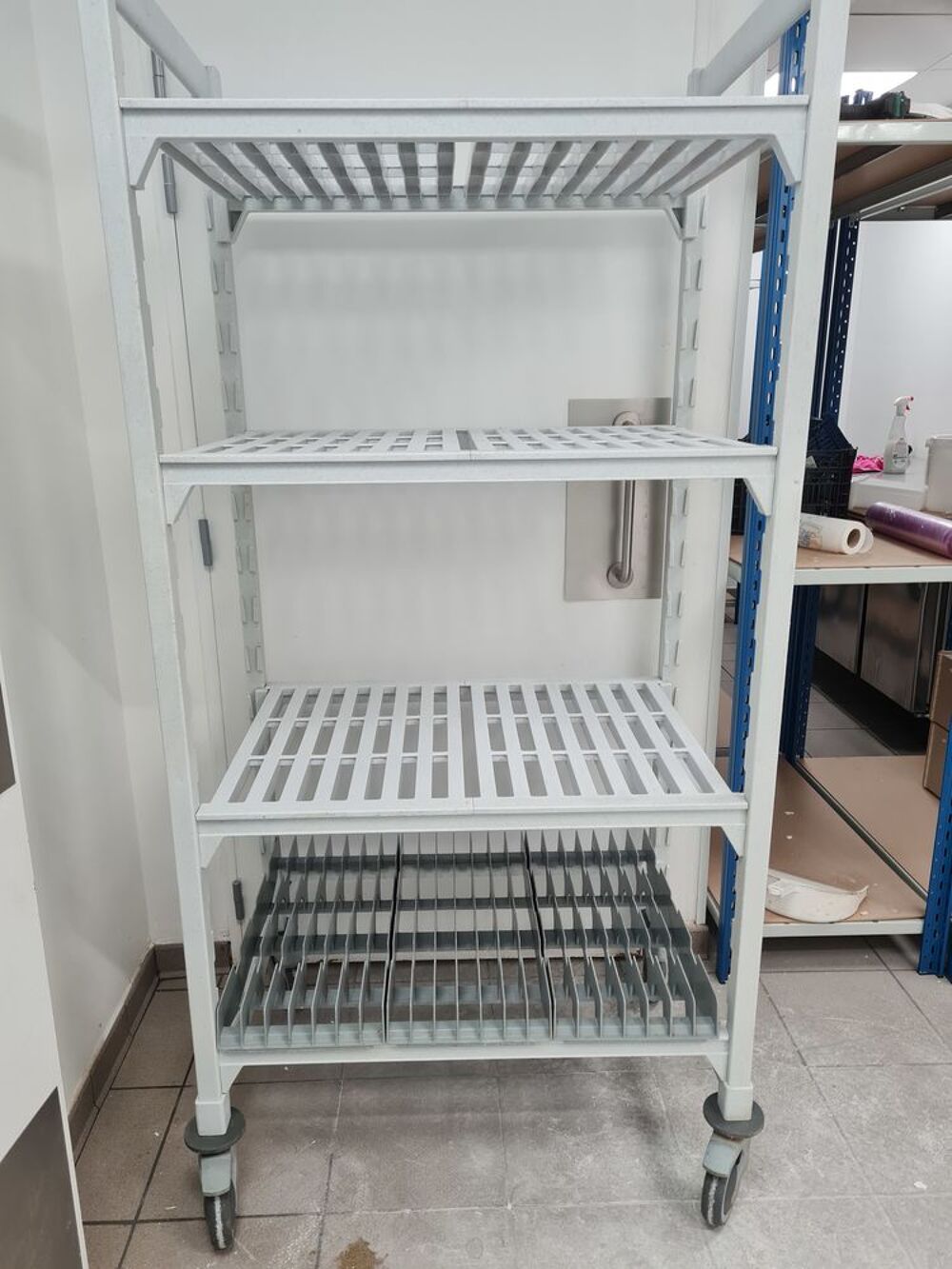 &Eacute;tag&egrave;re plastique Electroménager