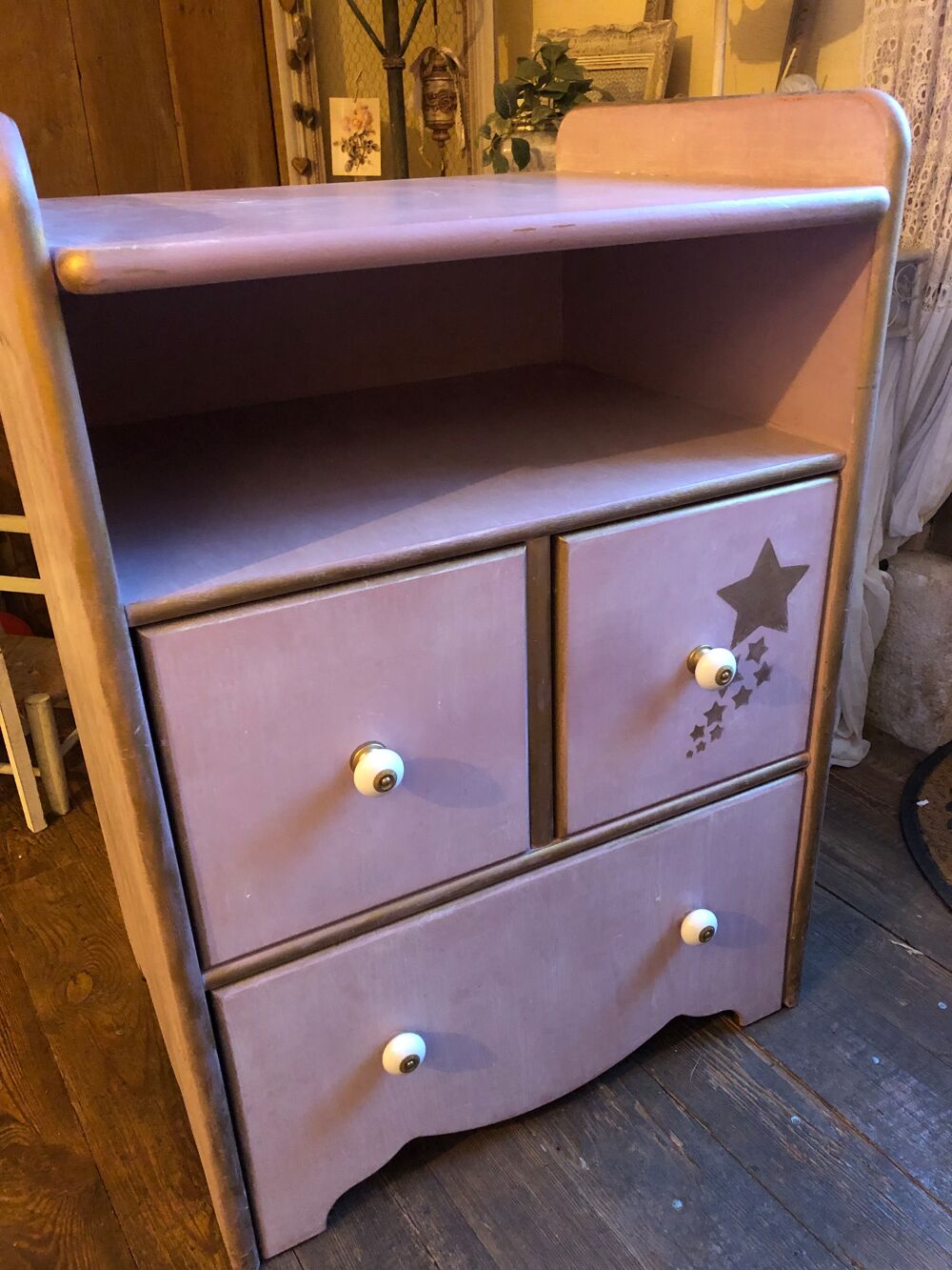Table &agrave; langer / commode rose Puériculture