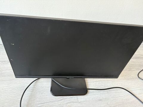 PC fixe complet Fujitsu + cran 24 Full HD + clavier/souris 