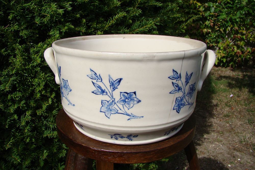 Ancien cache-pot / jardini&egrave;re en fa&iuml;ence - Epoque 1900 Décoration