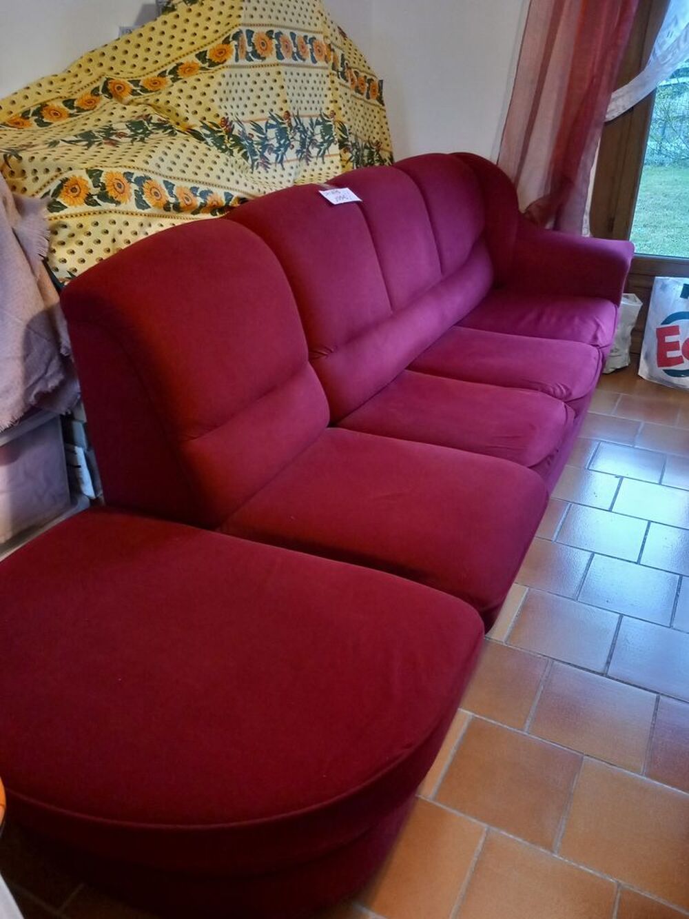 Canap&eacute; convertible tissu rouge bordeau Meubles
