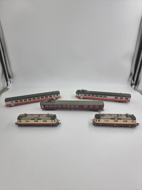 Lot de 5 wagons de trains miniatures SBB CFF FFS 200 Vulbens (74)