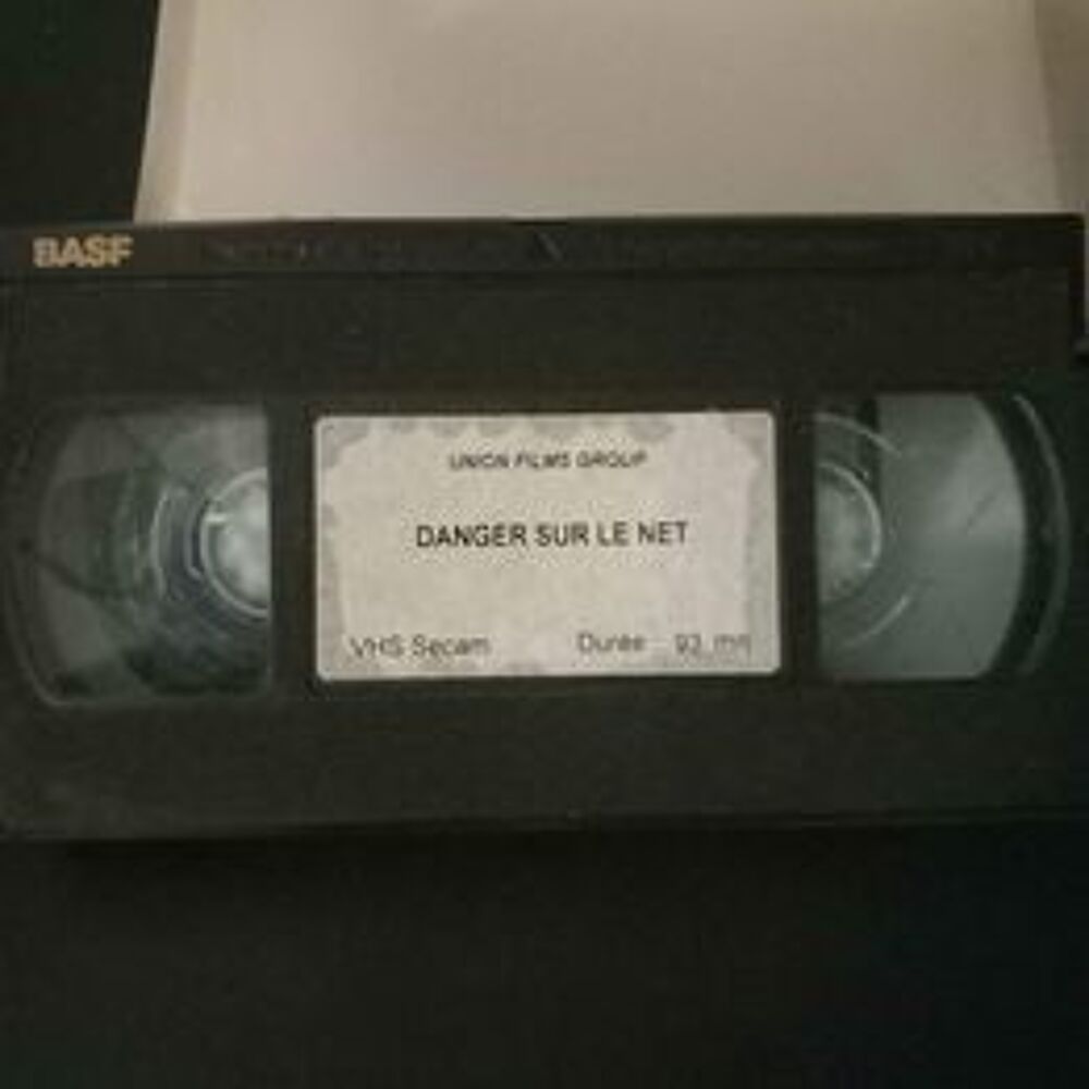 VHS, D@nger sur le net DVD et blu-ray
