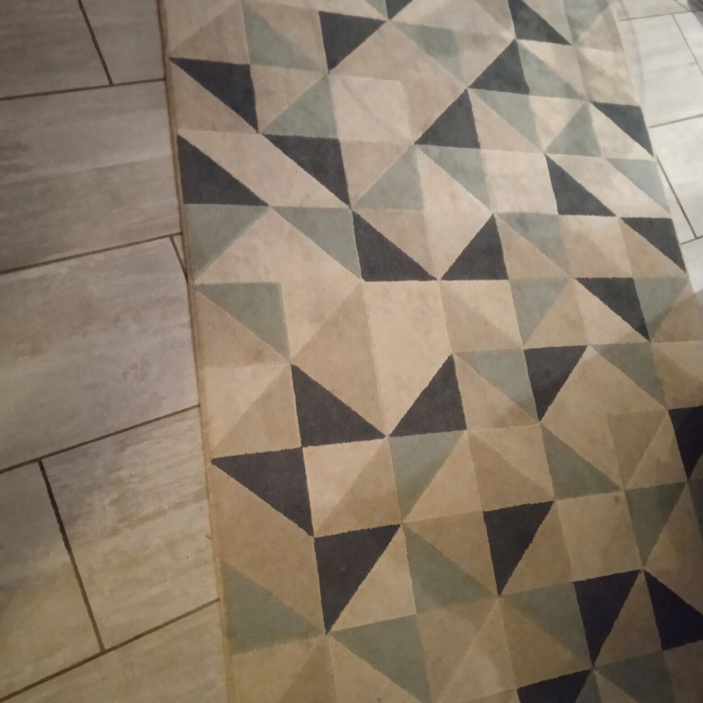 Tapis motifs g&eacute;om&eacute;triques 120*170 bleu beige et gris Décoration