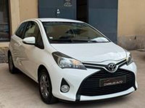 Yaris 69 VVT-i Active 2015 occasion 69250 Fleurieu-sur-Sa&ocirc;ne