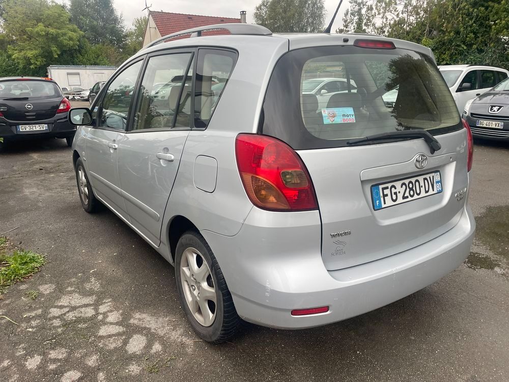 Corolla Break 90 D-4D Linea Terra 2004 occasion 80440 Boves