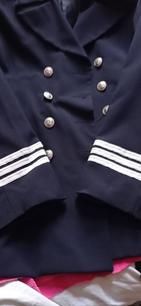 veste capitaine femme 25 Pantin (93)