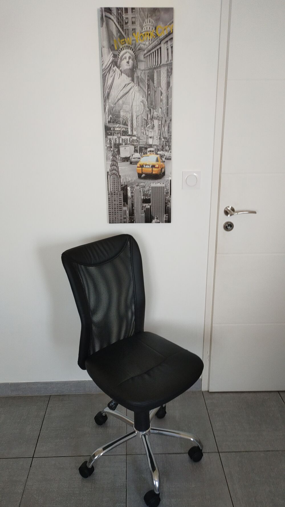 Bureau Bicolore &agrave; Effet B&eacute;ton &amp; Fauteuil de Bureau Luxe Meubles