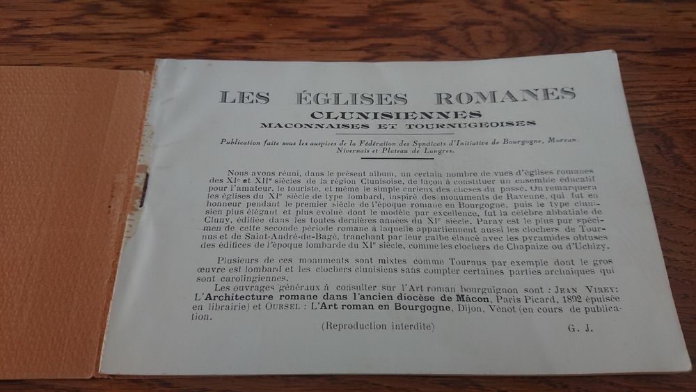  16 cartes des &eacute;glises romanes clunisiennes et tournugeoises 
