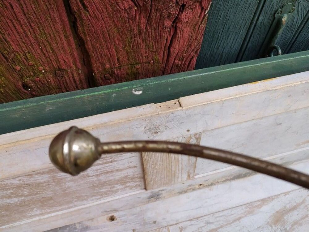 Ancien Grand Porte-Manteau Bois 6 Pat&egrave;res M&eacute;tal 
Meubles