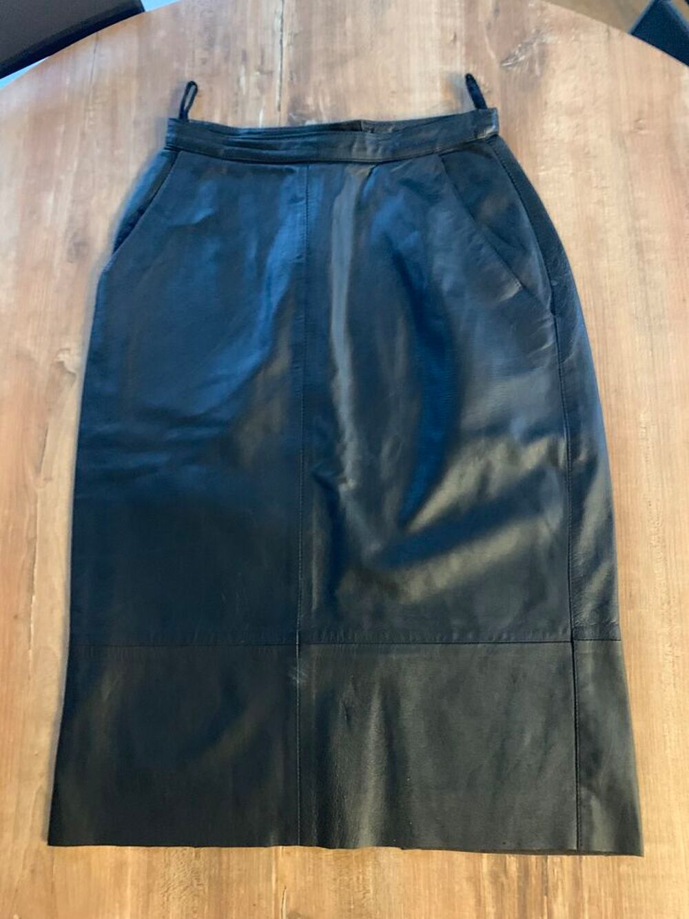 Jupe en cuir femme couleur noire Vêtements