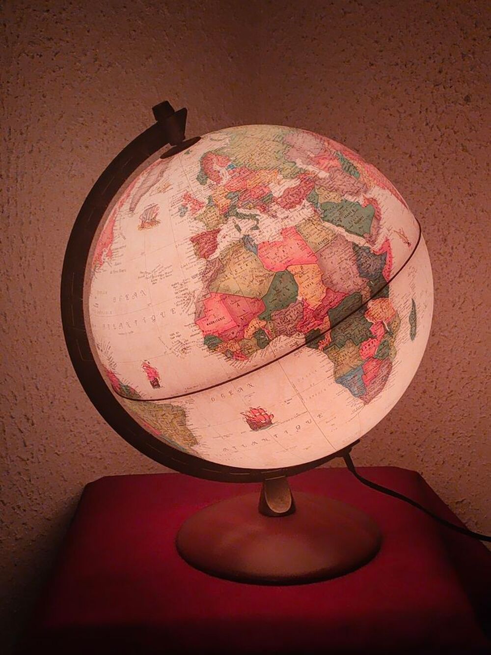Ancien globe terrestre lumineux hauteur 42 cm (n&deg;1) Dcoration