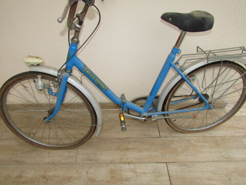 Ancien v�lo r�gis ovion 20 Luceau (72)